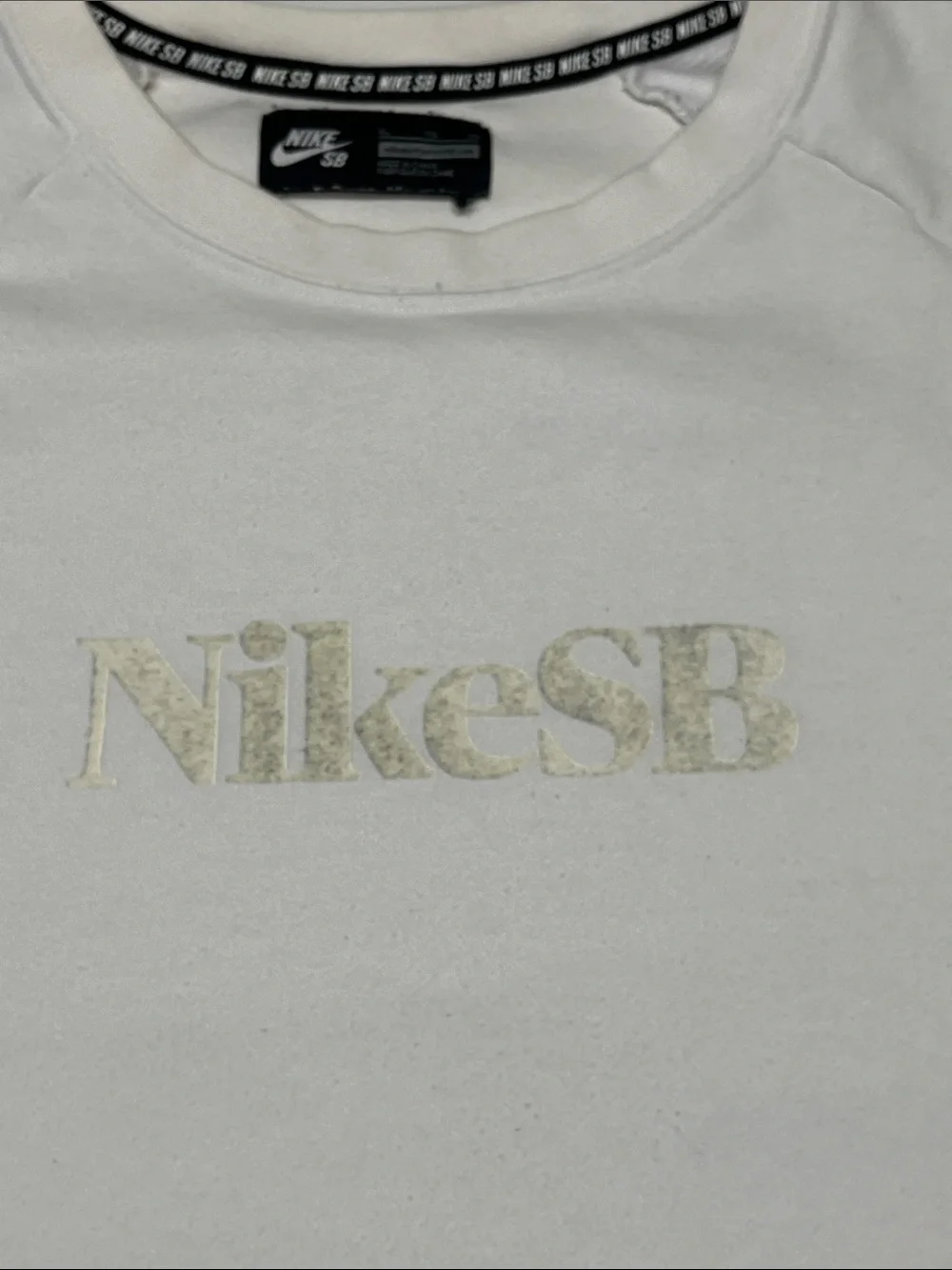 Nike SB Skateboarding White Crewneck Sweatshirt Embroidered Logo XL SKU 0103‎